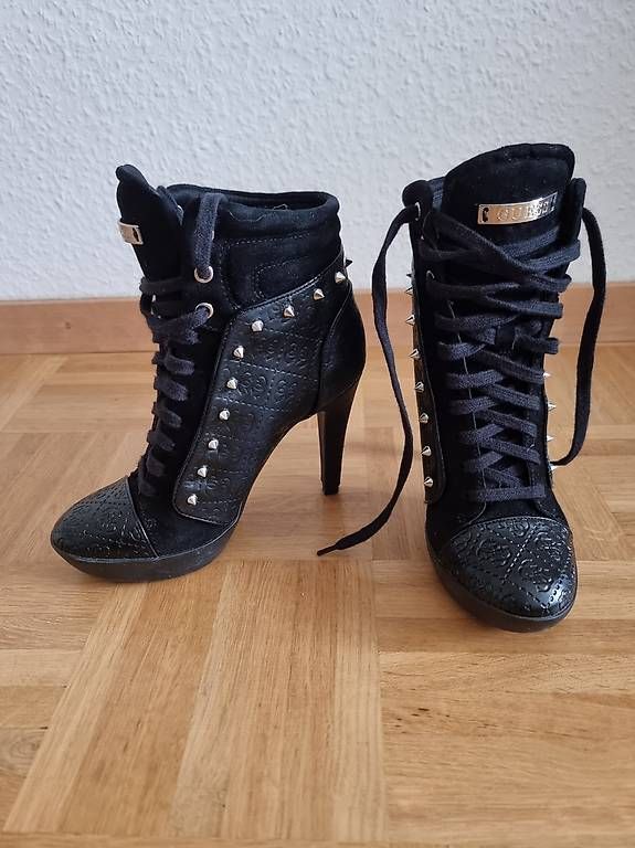 Guess Damenschuhe: Bottines GUESS noires à talons  Taille 36 – Gebraucht aus Châtelaine von bar_5mmz 1