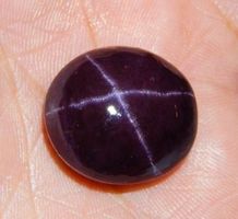 Stern-Granat 15.0 ct – Oval, natürlicher Asterismus