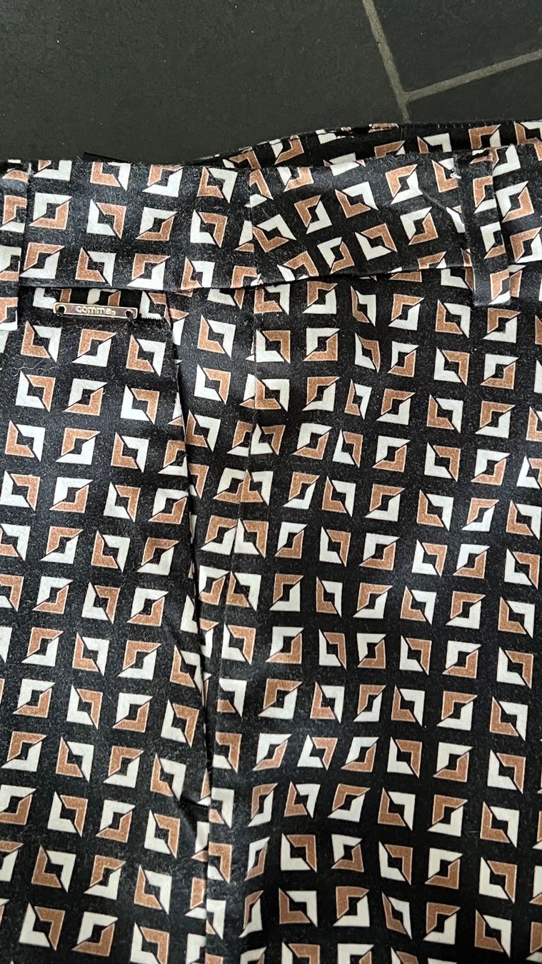 Comma Pantaloni: HOSE VON COMMA GR. 36 WIE NEU – Nuovo (secondo la descrizione) da Pfäffikon ZH venduto da Ruth8 3