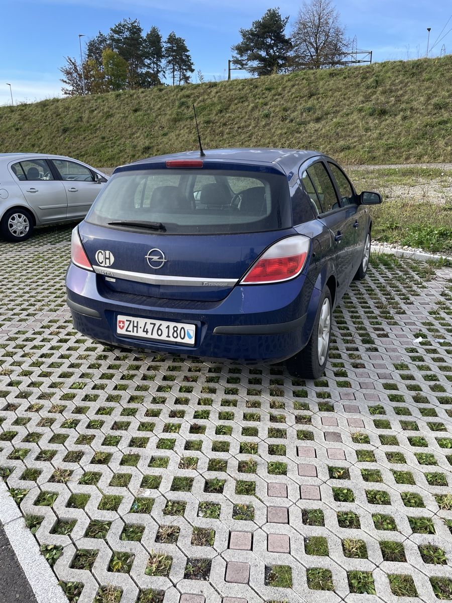Opel Automobili: Opel Astra H 1.6 !!DEFEKT!! – Difettoso da Obfelden venduto da xha_r9z8 1
