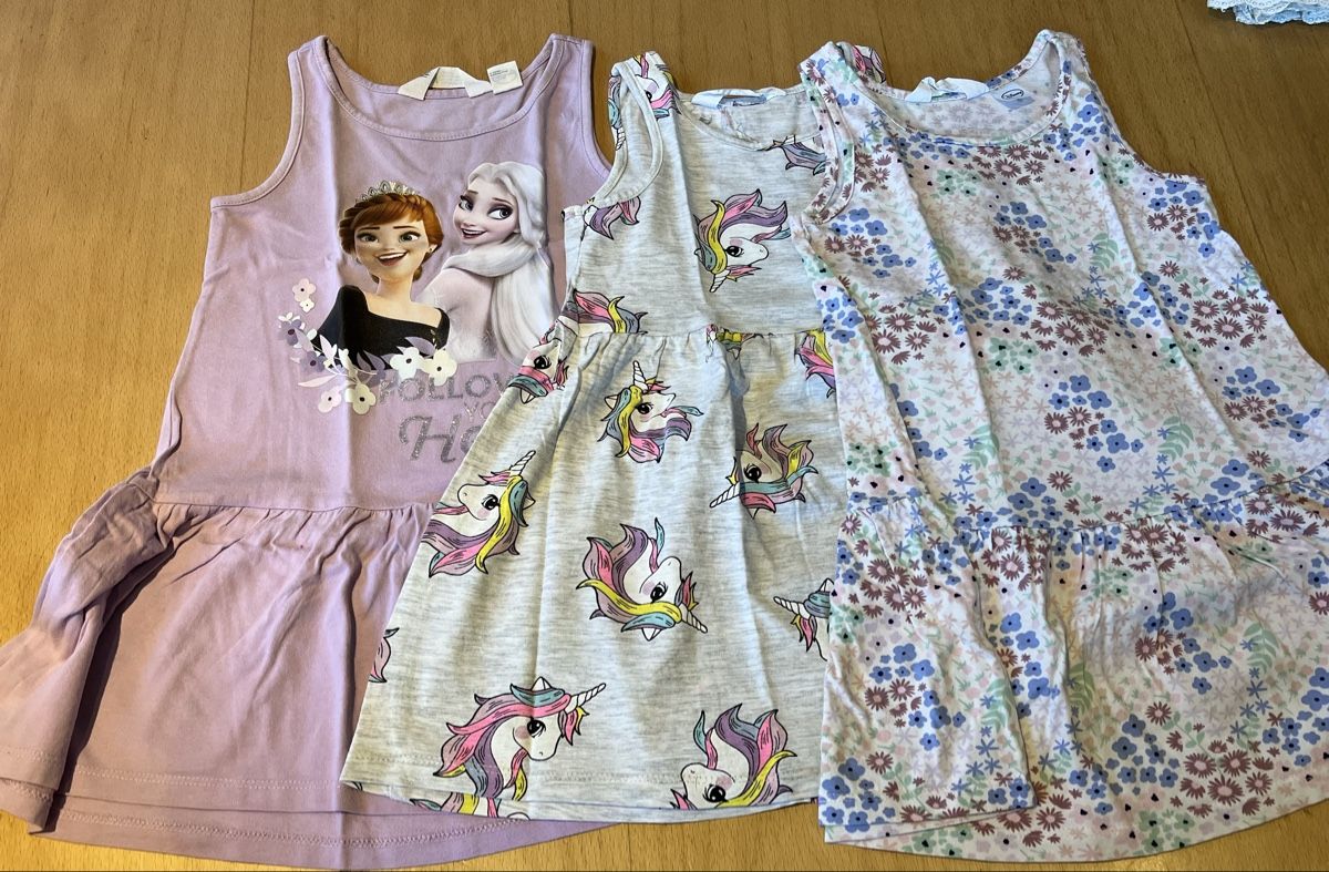 Lotti & Set di vestiti: Kleiderpaket Mädchen gr.98/104 – Usato da S. Carlo GR venduto da sassalb 2