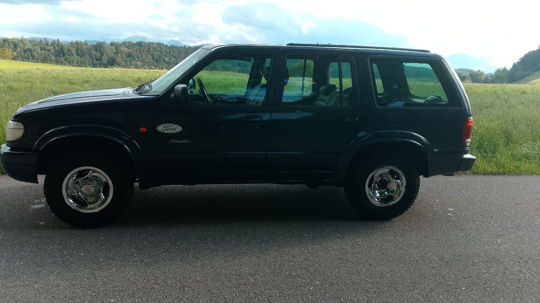 Ford Autos: Ford Explorer 4.0 4x4 Limited, JG 1999 – Gebraucht aus Eschenbach SG von sternen4 1