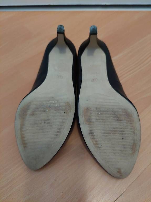 Chaussures femmes: Schwarze Roberto Santini Pumps – D'occasion à Gossau SG par sus_bkb7 3
