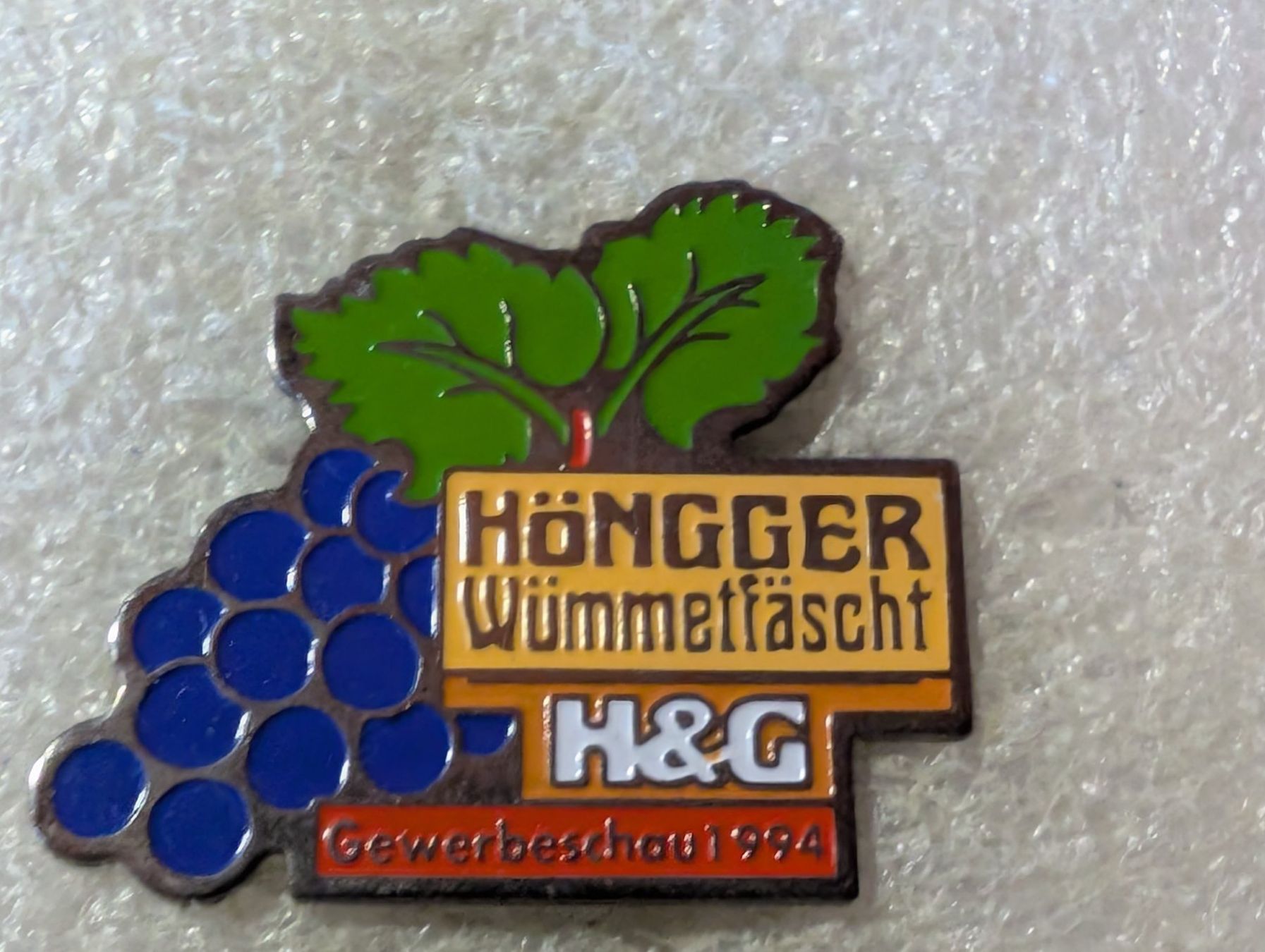 Placchette & Badge: Ansteckpin 18: Höngger Wümmelfäscht – Usato da Oppligen venduto da Pin-Fall-Shop