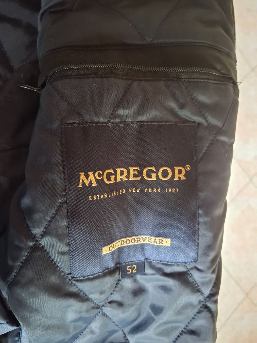 Giacche: Veste noire taille 52 marque Mc Gregor – Usato da Villiers venduto da san_jn5w 3