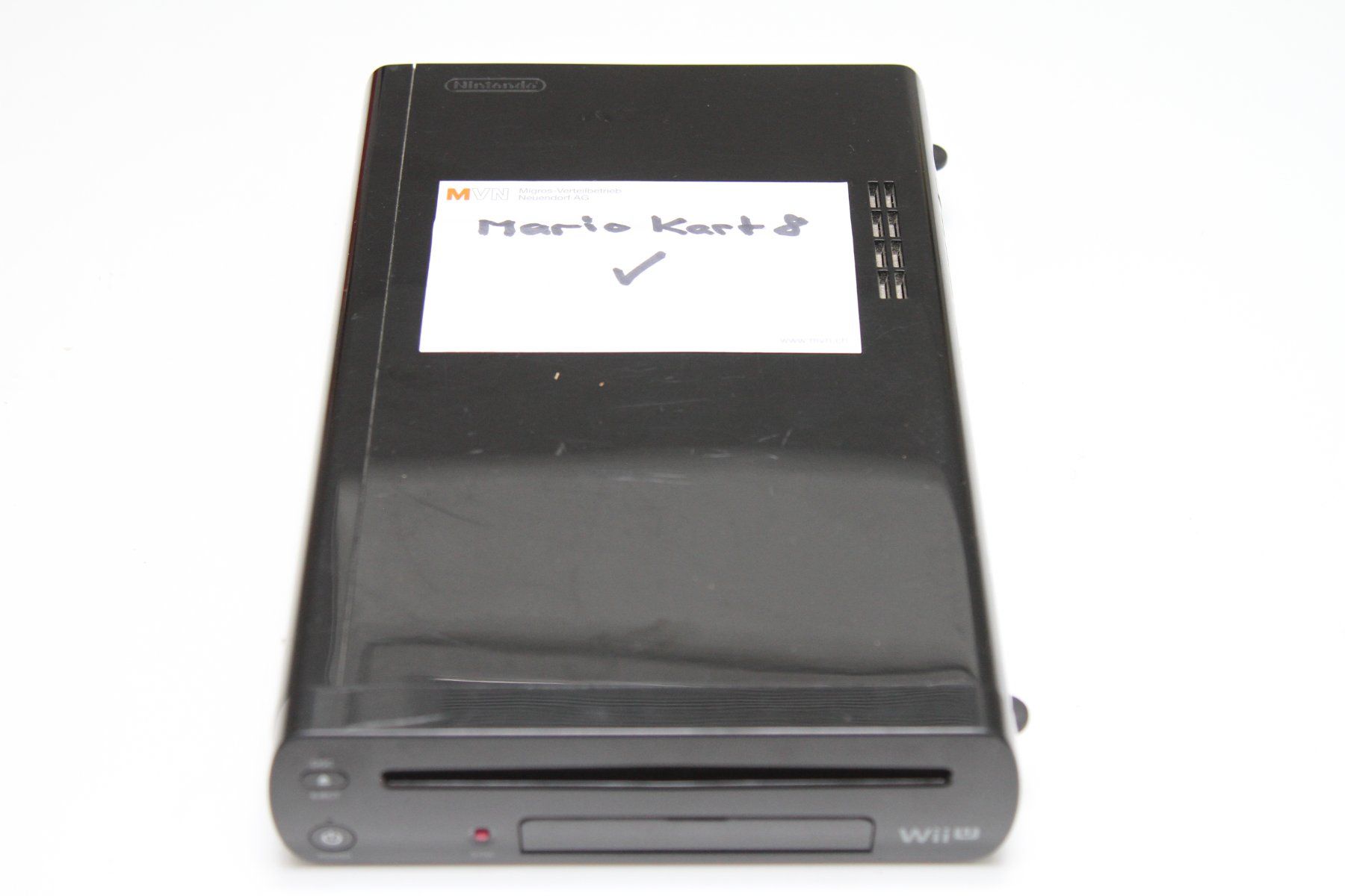 Nintendo Console: Nintendo Wii U Konsole mit Spielen – Usato da Basel venduto da camelot99 1