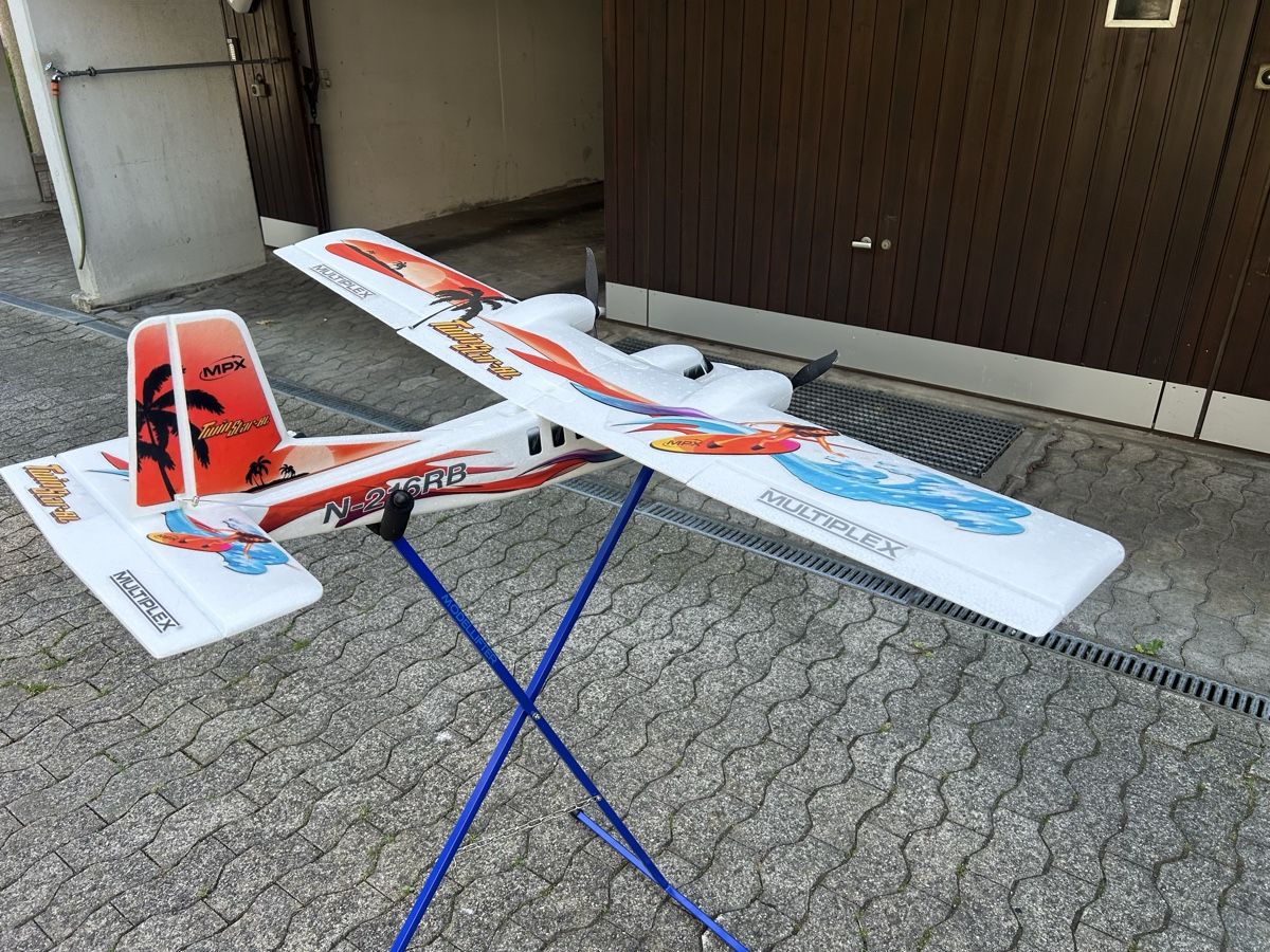 Multiplex RC Kits de montage: Mutiplex Twinstar BL Summertime – D'occasion à Wil SG par Haelge 2