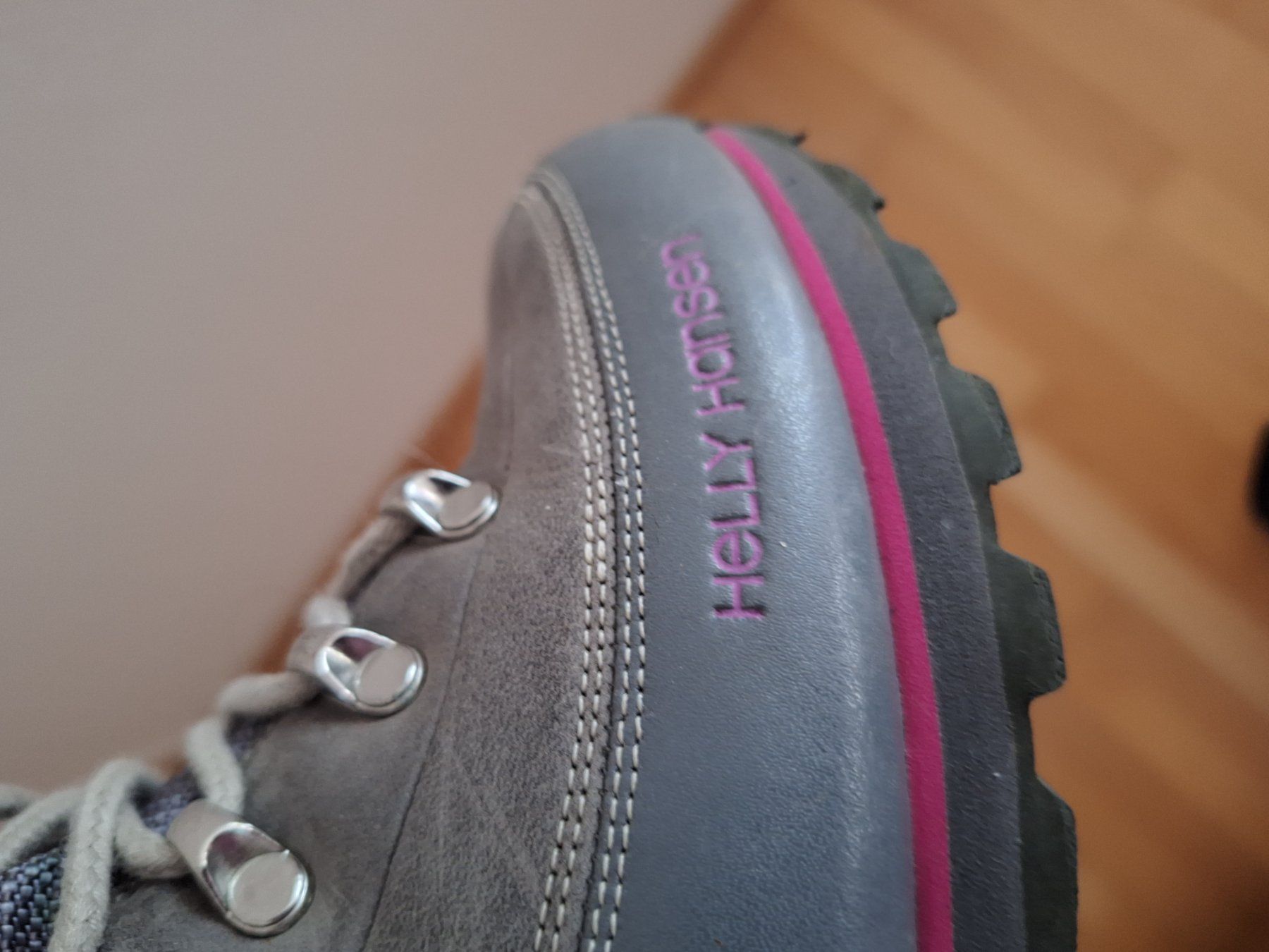 Helly Hansen Scarpe da donna: Damen Schuhe Gr. 39 1/3 – Usato da Richterswil venduto da zsubaba86 5