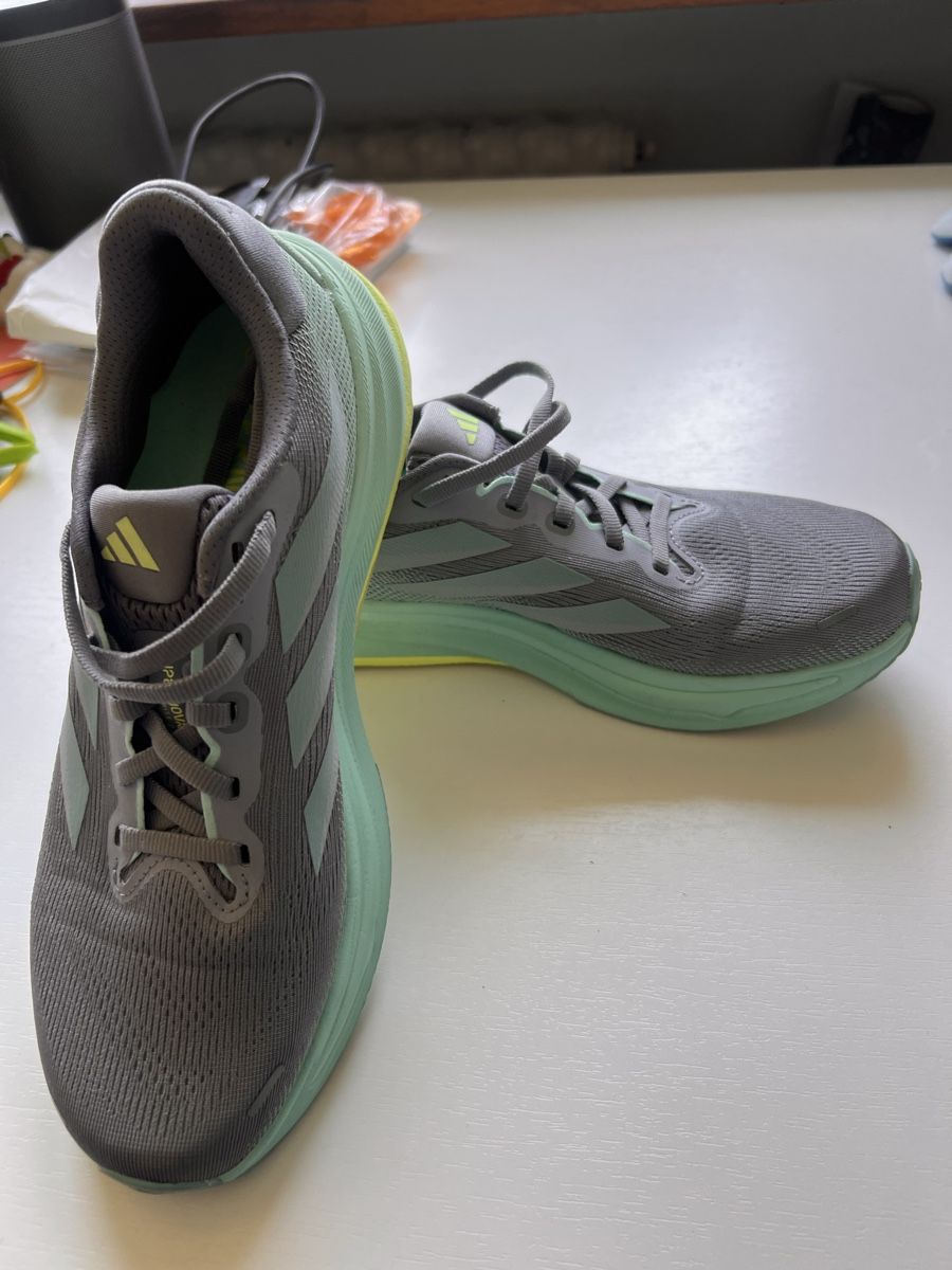 Adidas Chaussures femmes: Supernova Rise 2 – Neuf (Voir description) à Zürich par fla_2552