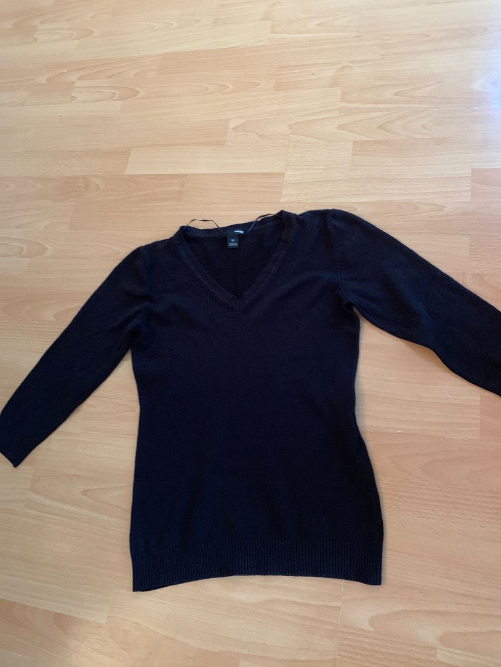H&M Maglioni & Felpe: Joli pull noir H&M taille M – Usato da MEYRIN venduto da Gwendo10