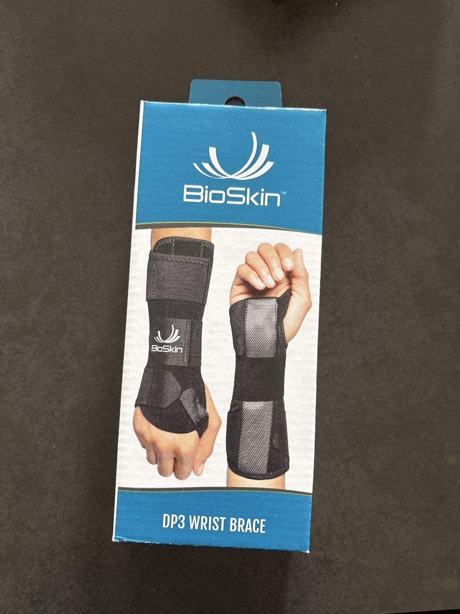 Attrezzature mediche: Handgelenkbandage M/L – Nuovo (secondo la descrizione) da Winterthur venduto da m.tix