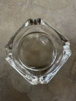 Cendrier vintage en verre transparent