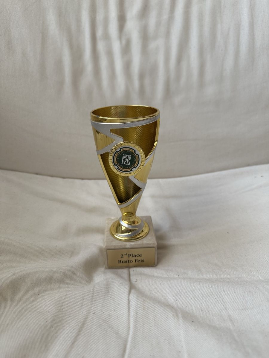 Sonstiges zum Sammeln & Seltenes: Goldener Pokal – Gebraucht aus Basel von ari_f26x