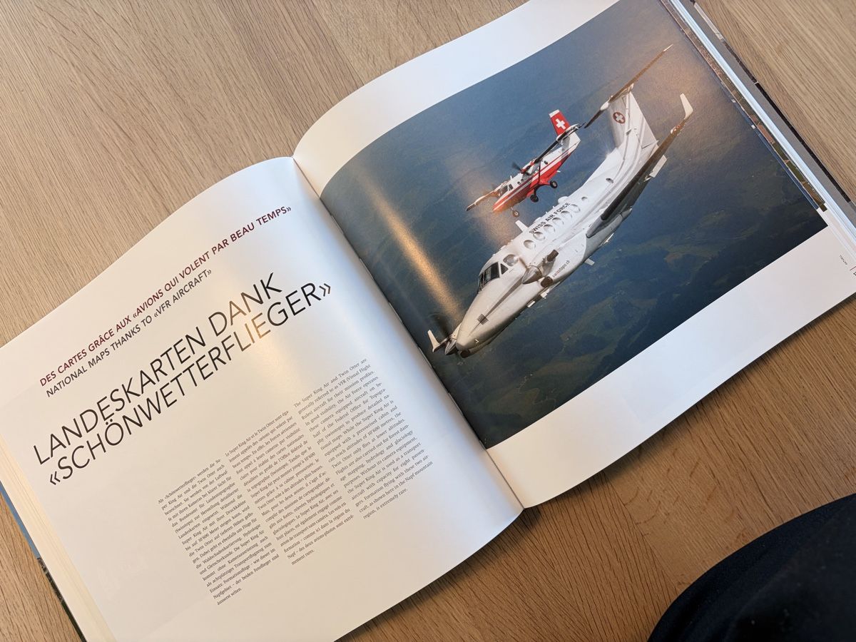 Bücher: Livre "Uno Zero Zero" Forces aériennes Suisses - 2013 – Gebraucht aus Payerne von chado1234 3