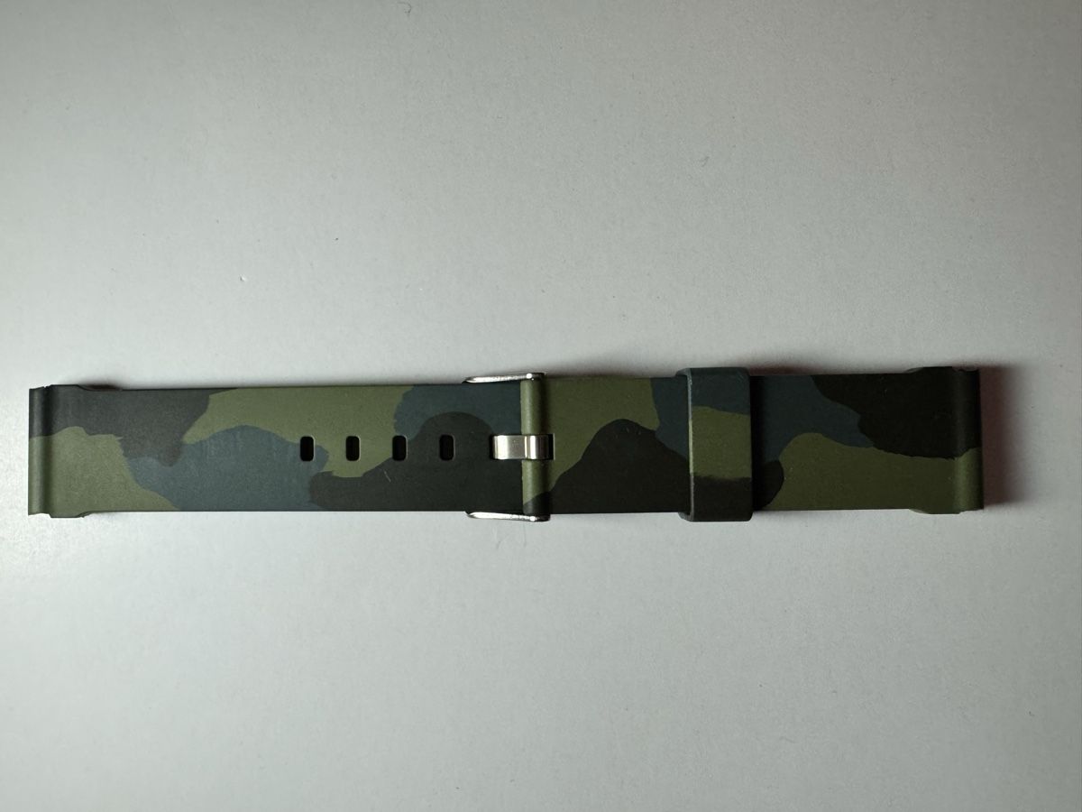 Bracciali & Braccialetti: Rubber camouflage watch strap 22mm - available in multiples – Nuovo e nell'imballaggio originale da Zürich venduto da 613_g8jy 3