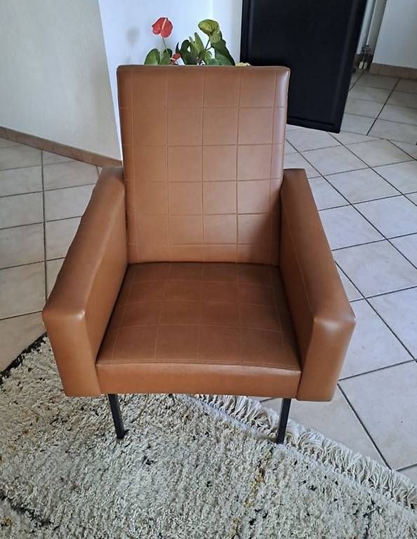 Poltrone: fauteuil bas vintage  – Usato da Rolle venduto da geo_xl8h