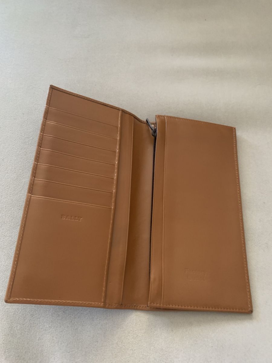 Bally Portemonnaie: Bally Portemonnaie – Gebraucht aus Bergdietikon von zor_856j 8