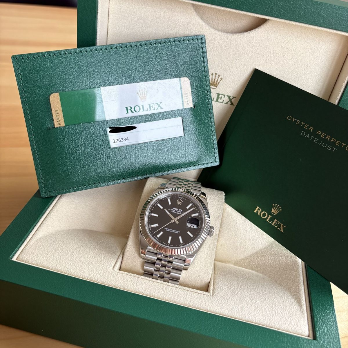 Rolex Orologi: Rolex Datejust 41 Ref. 126334 Gold-Lunette – Usato da Winterthur venduto da LaBodega 9