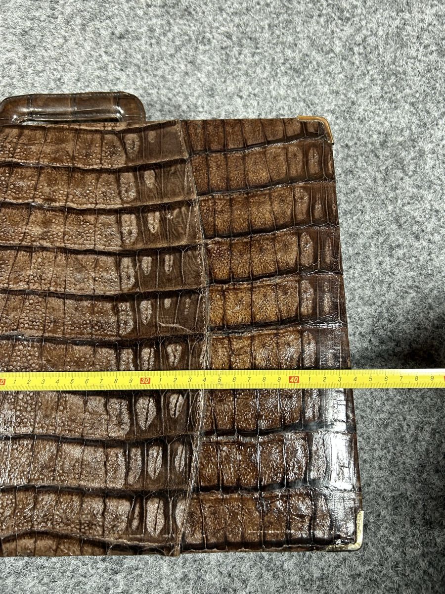 Valigie & Borse: 1970 Mallette crocodile  – Nuovo (secondo la descrizione) da La Sagne NE venduto da Matlasape 4