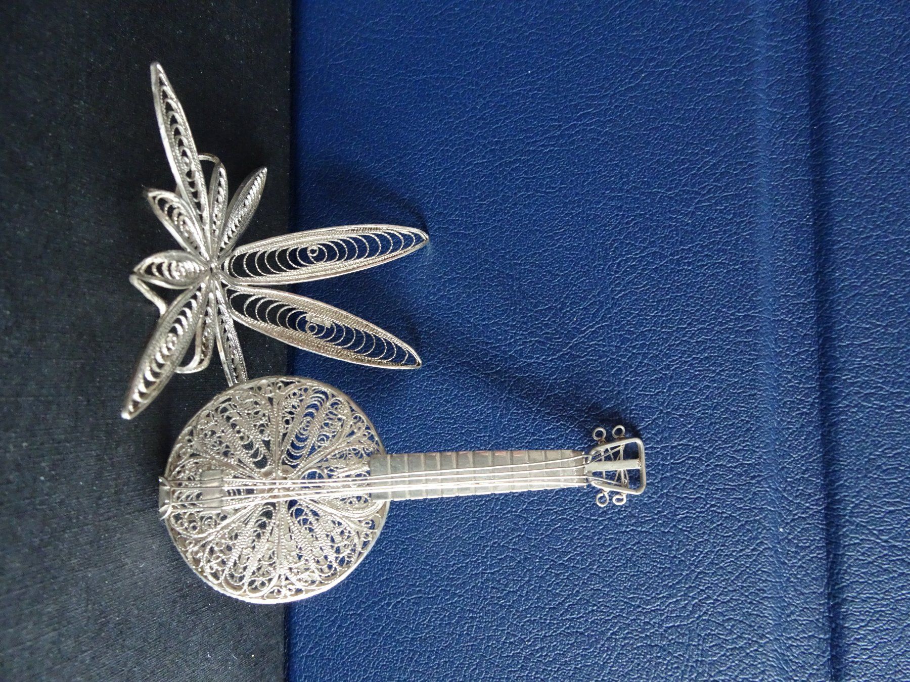 Altri gioielli: Banjo mit Stuhl  in Silber – Usato da Vitznau venduto da Mina60 7