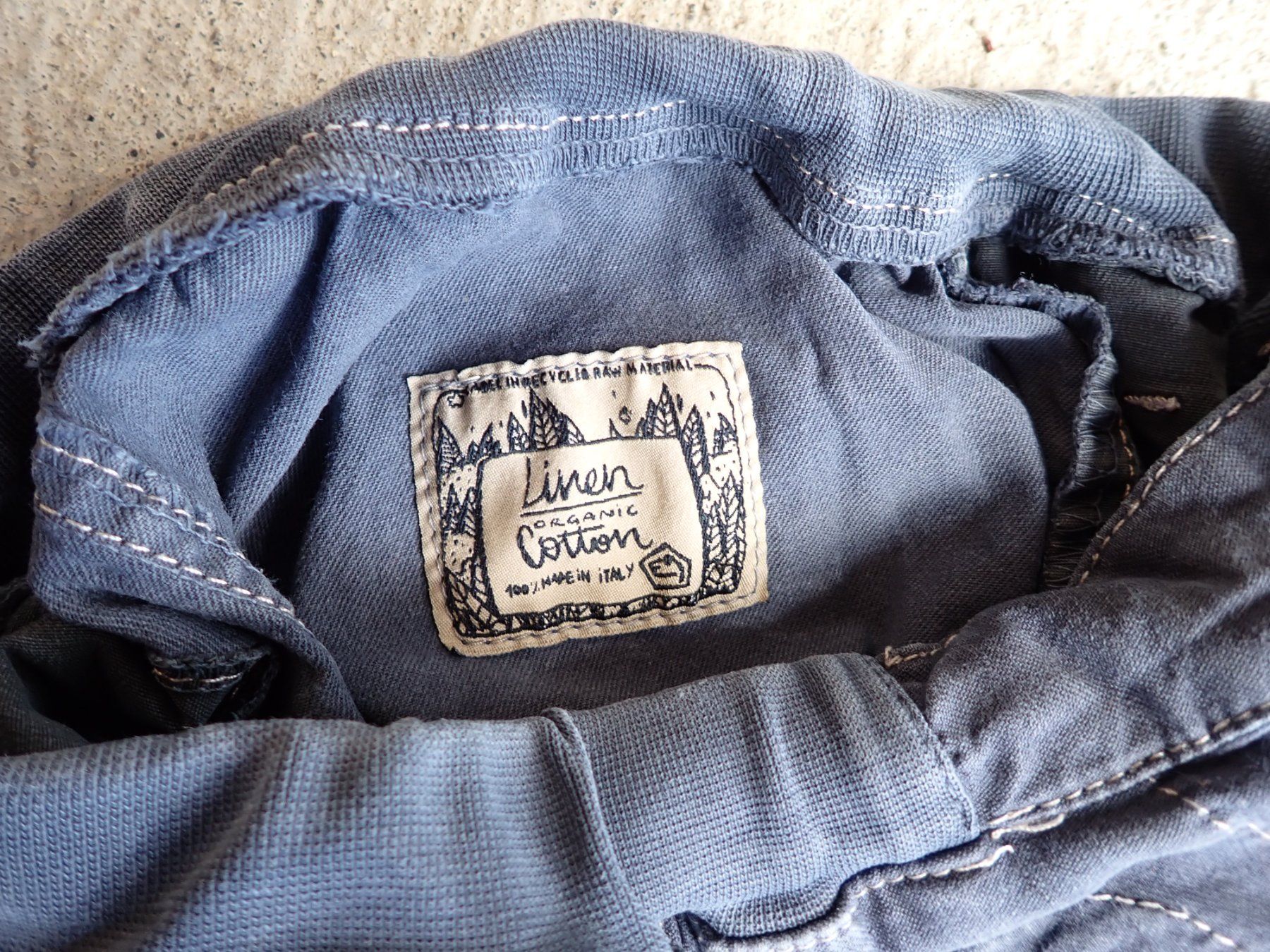 E9 Pantaloni: E9-Hose Kinder graublau Leinen 8Y – Usato da Langnau i. E. venduto da chebsli 2