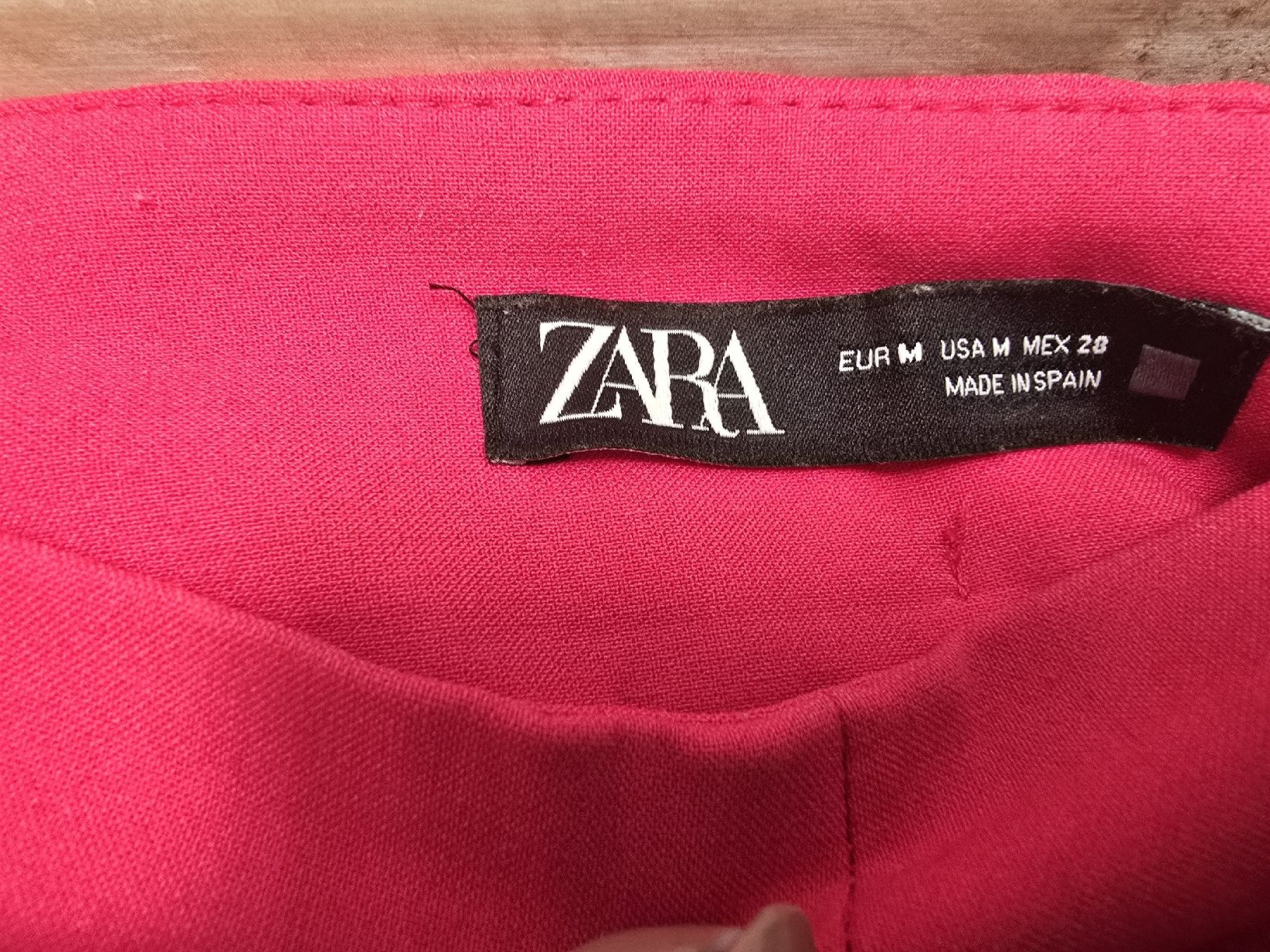 Zara Pantaloni: Zara Hosen Gr M – Usato da Thalwil venduto da Nikkita2 2