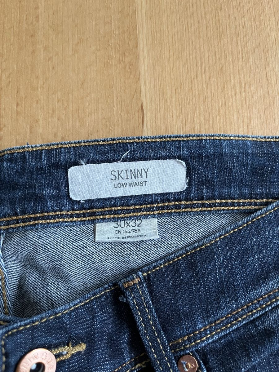 Jeans: Damen Jeans – Gebraucht aus Kirchberg SG von MB409_4x4 1