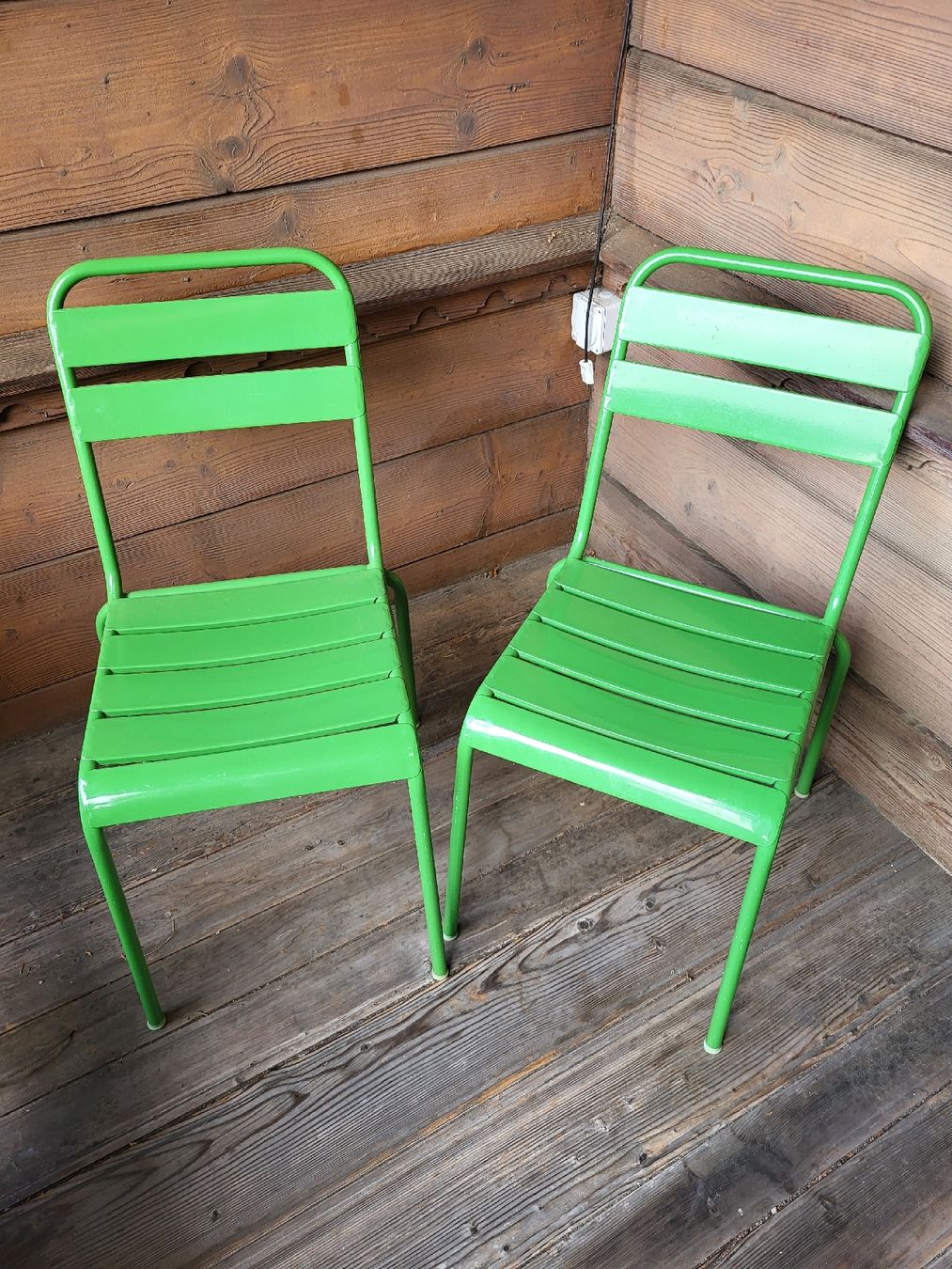 Chaises: 2 Stühle grün – D'occasion à Gutenburg par Ras81