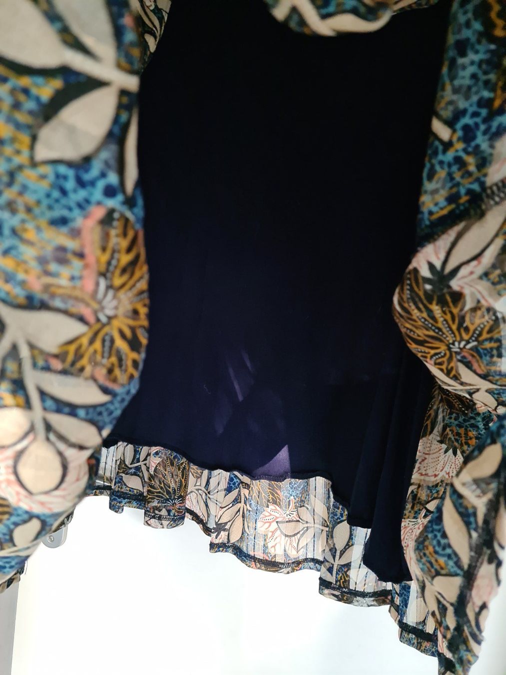 Kleider: Robe motif fleuri taille M – Gebraucht aus le landeron von canette 2