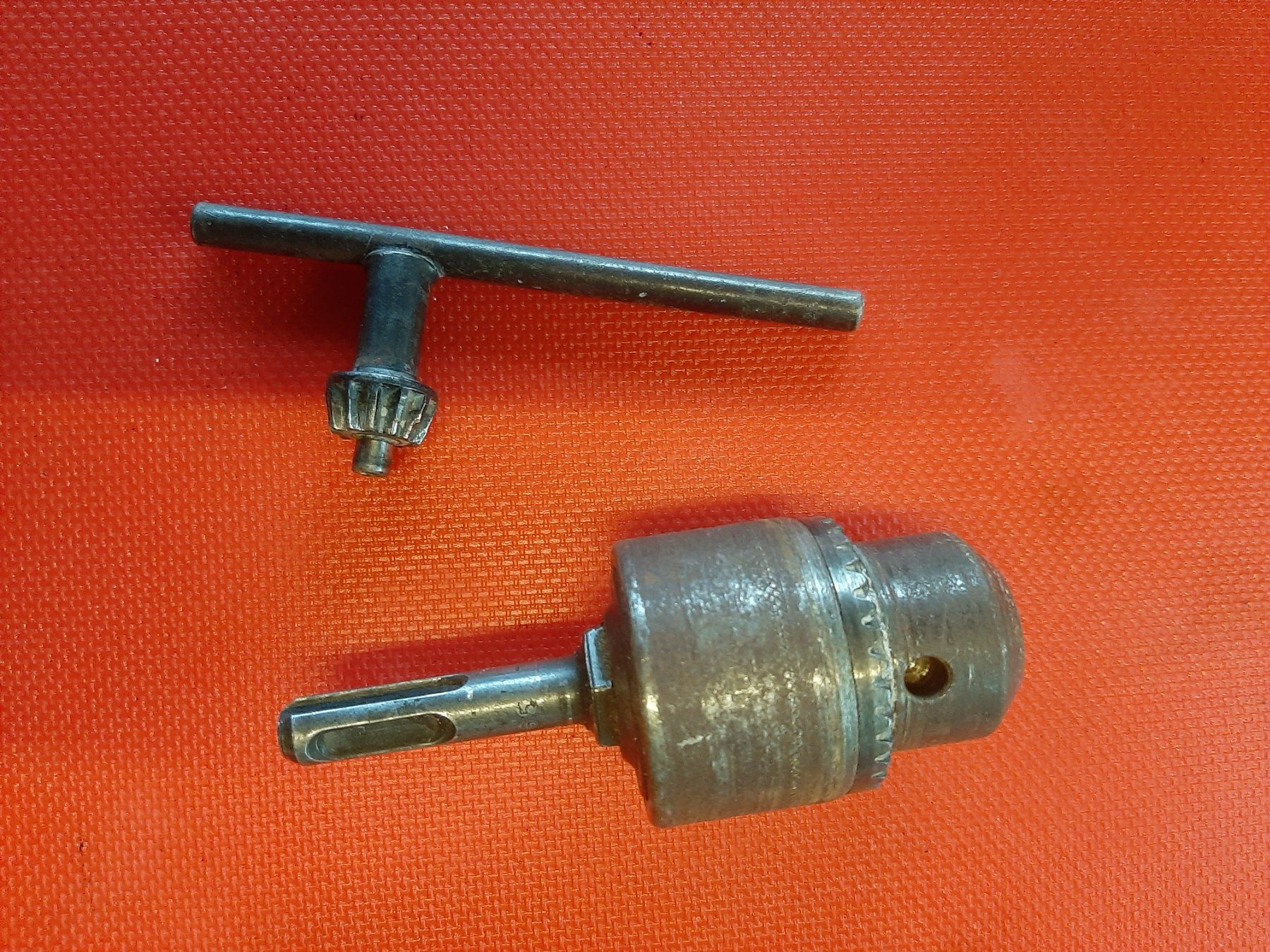 Tous les outils: BOHR FUTTER – D'occasion à Wiesendangen par tam_jvp5 1