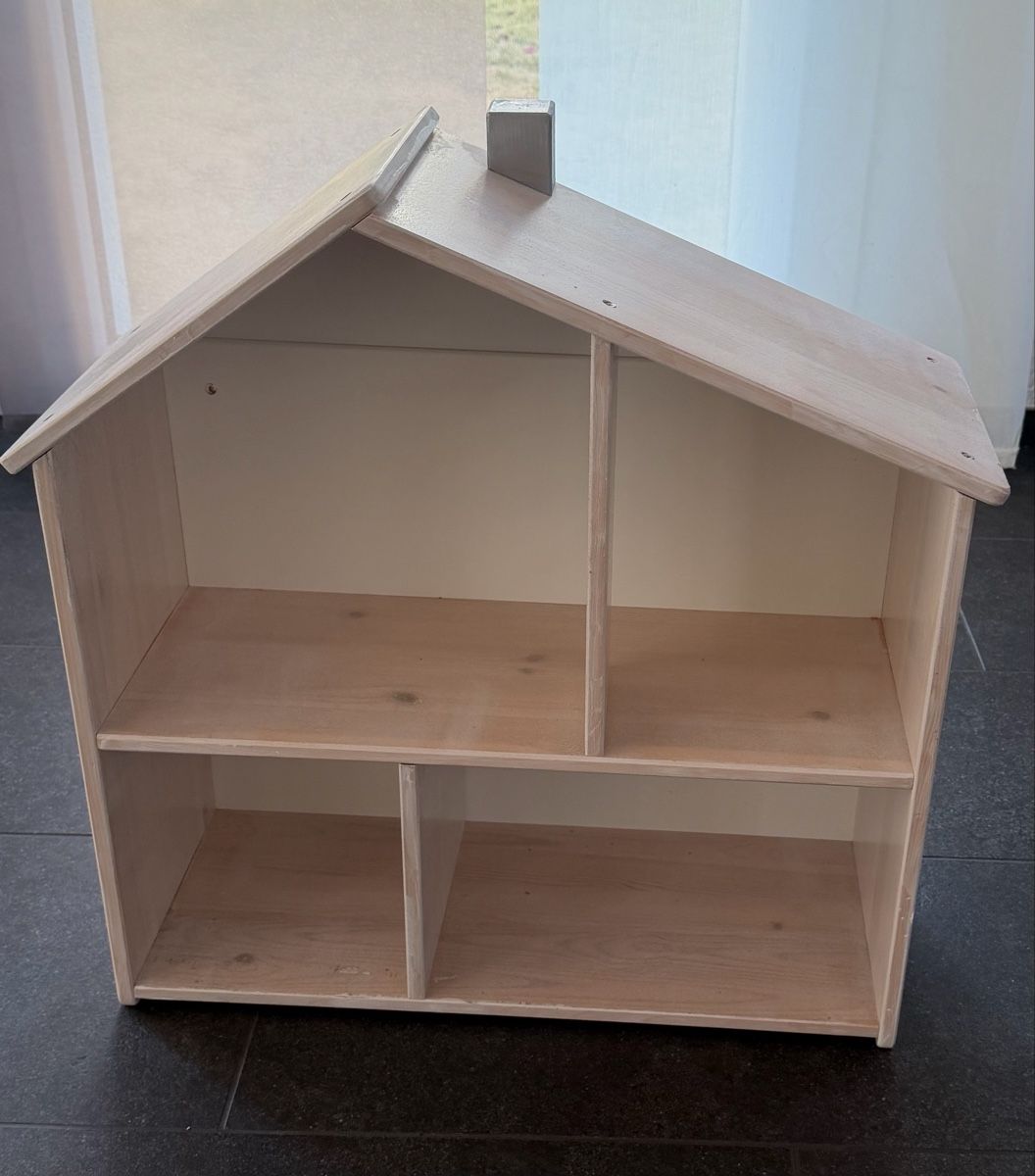 Scaffali: Maison bibliothèque IKEA – Usato da Prez-vers-Noréaz venduto da Onicolet11