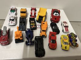 Spielzeug autos 