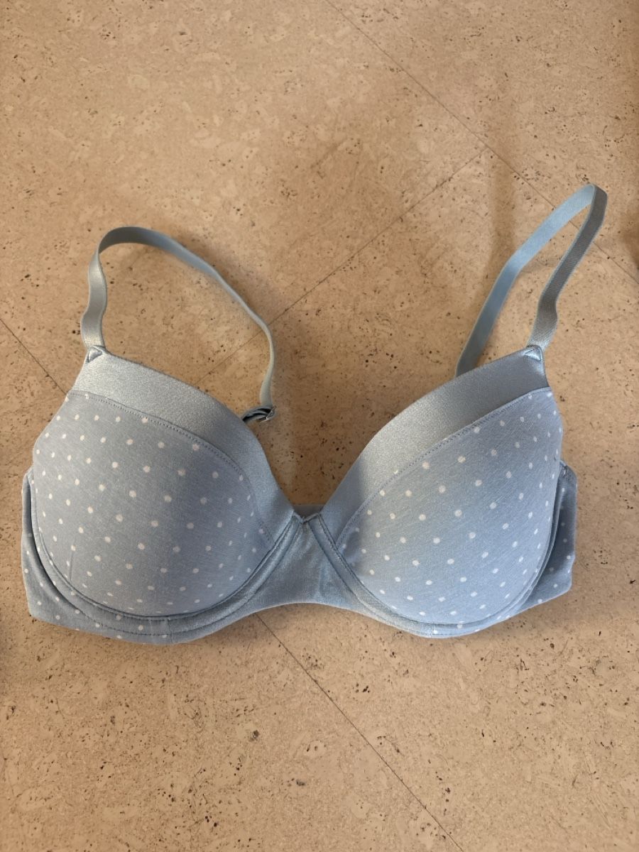 Altra biancheria intima: 4 Calida BHs 70C – Nuovo (secondo la descrizione) da Müntschemier venduto da Karola1986 3