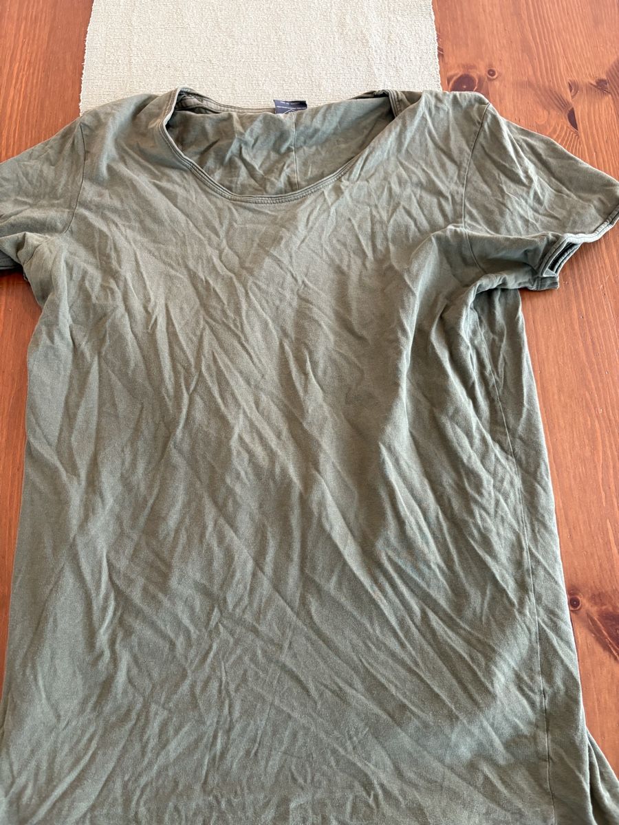 T-shirt: 3er Set T-Shirt grösse M – Usato da Grosshöchstetten venduto da Swansea_93 1