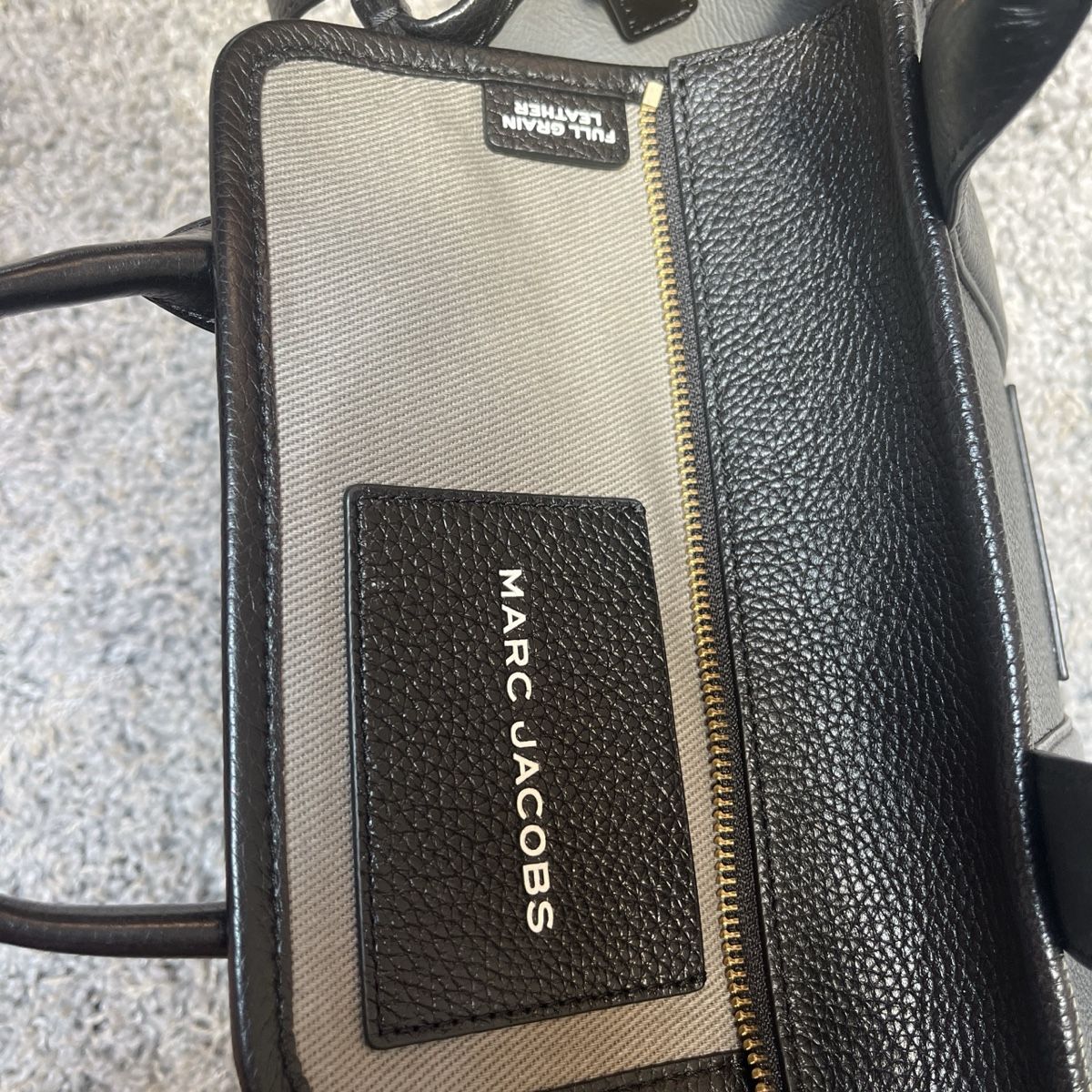 Marc Jacobs Taschen für Damen: Marc Jacobs - The Tote Bag – Neu (gemäss Beschreibung) aus Henggart von aleessiaa.ju 5