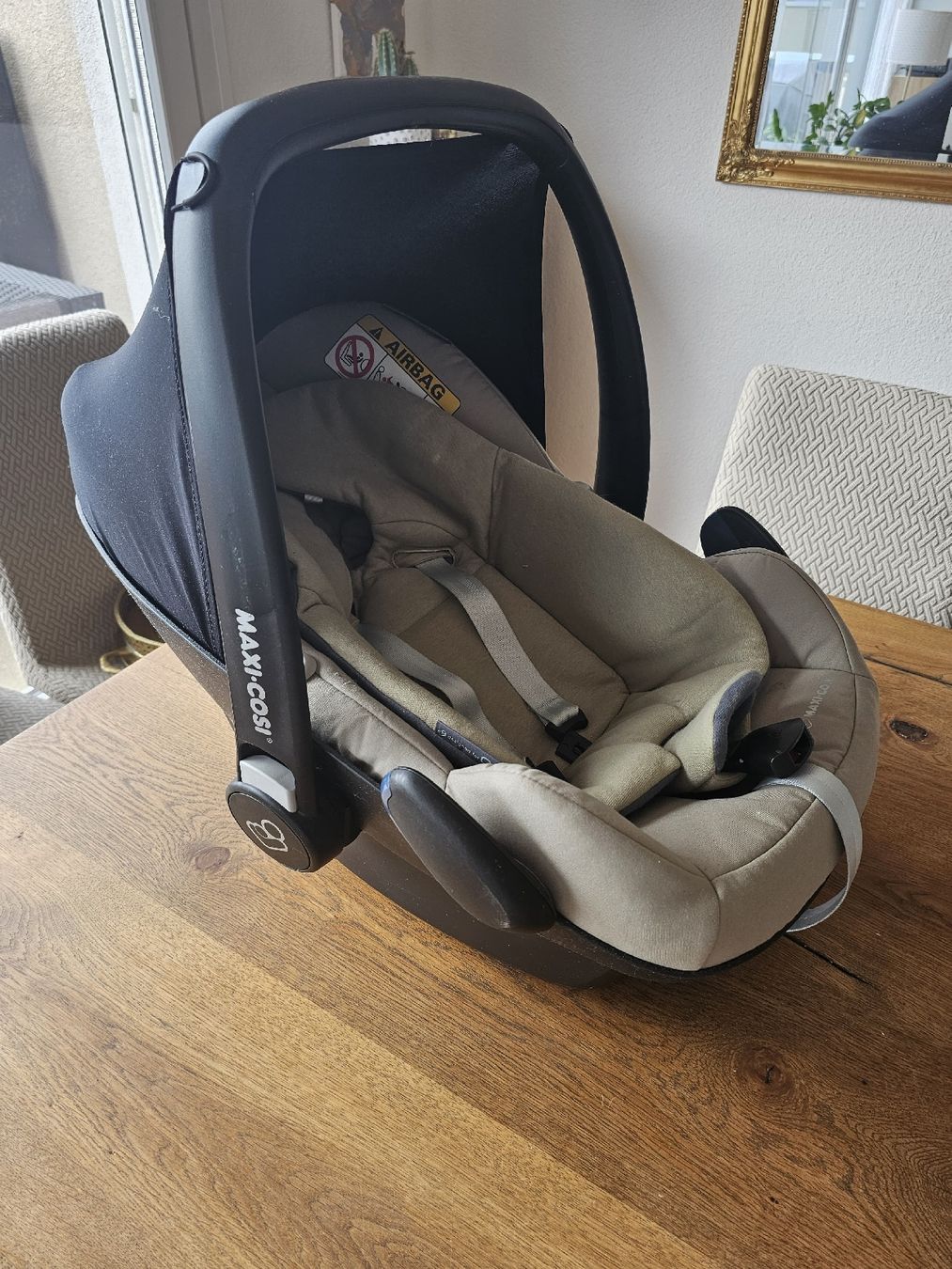 Maxi-Cosi Auto-Kindersitze: Maxi-Cosi Babyschale Pebble Plus - Top Zustand! – Neu (gemäss Beschreibung) aus Rikon im Tösstal von Dr.Nobody 1