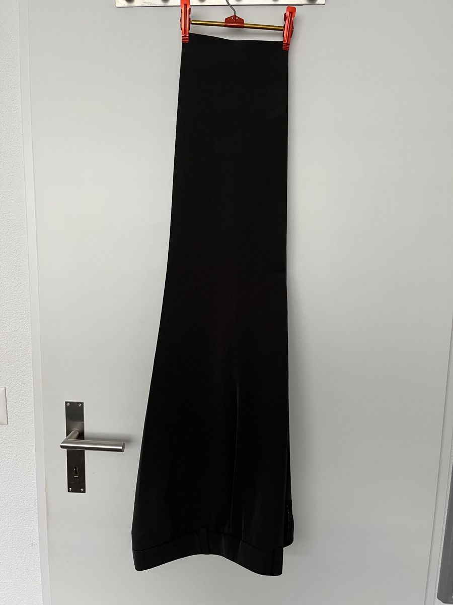 Pantalons: Grau/braune dunkle Stoffhose Gr. 42 elegant & bequem – D'occasion à Thun par elshei