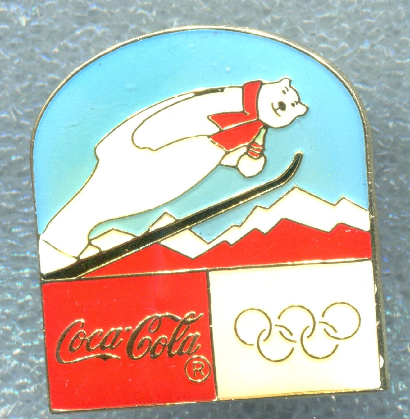 Coca-Cola Plaketten & Abzeichen: Coca Cola Eisbär  Skispringen – Gebraucht aus Winterthur von Sammleroase