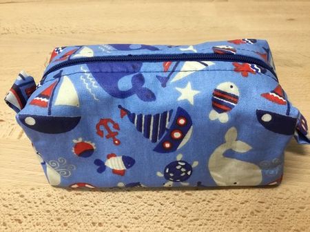 Tasche / Necessaire / Kosmetiktasche / Etui, neue Handarbeit