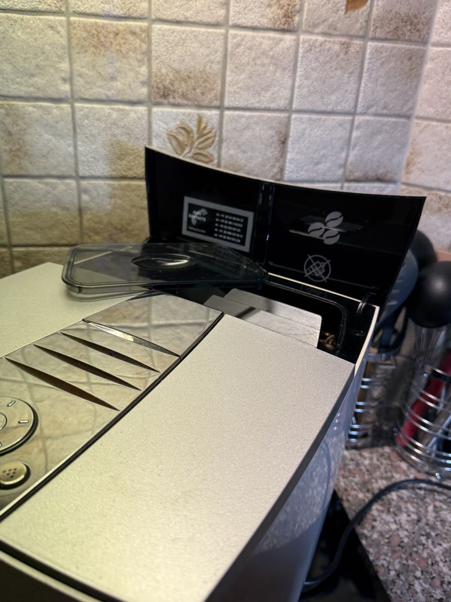 Jura Machines à café & Machines à expresso: Jura Impressa J5 – D'occasion à Niederbuchsiten par Landin 4