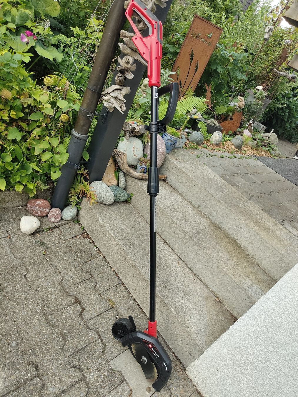 Einhell Tondeuses à gazon: Einhell Akku Rasenkanten Schneider 18V – D'occasion à Ehrendingen par Axe31