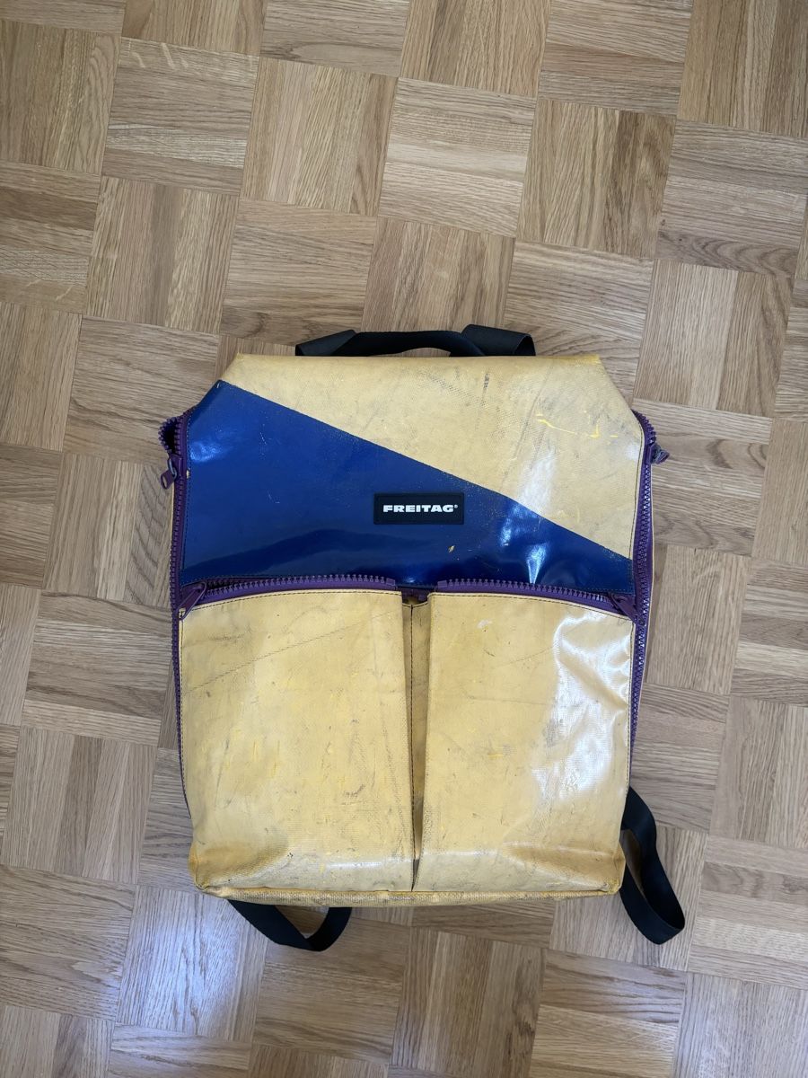 Freitag Zaini: Freitag Backpack Fringe, Good Condition, Striking Design – Nuovo (secondo la descrizione) da Baden venduto da ale_hj55