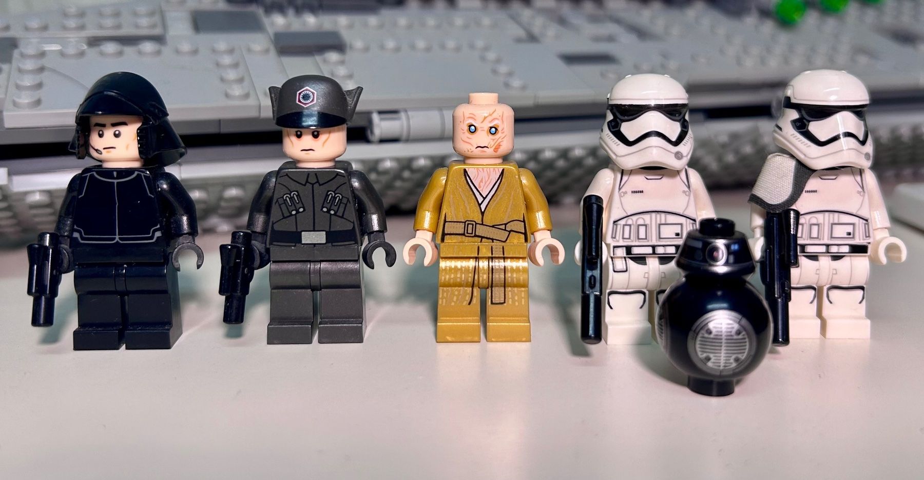 Lego Kit di costruzioni: Lego 75190 Star Wars First Order Star Destroyer – Usato da Safenwil venduto da Nimo_1980 1