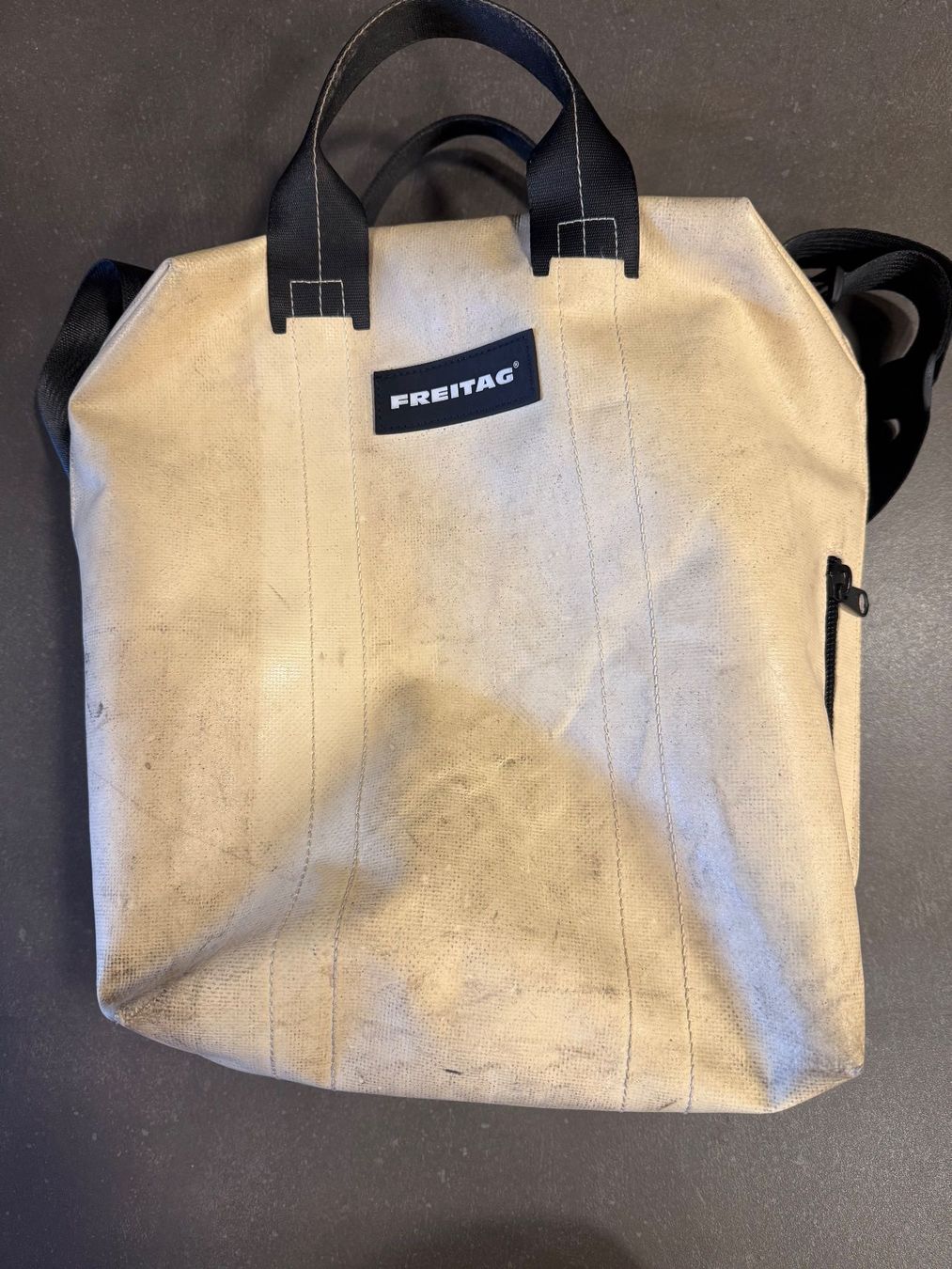 Freitag Borse: FREITAG Tasche eierschalenfarben - Kult Messenger Bag – Usato da Rheineck venduto da AdamGerald
