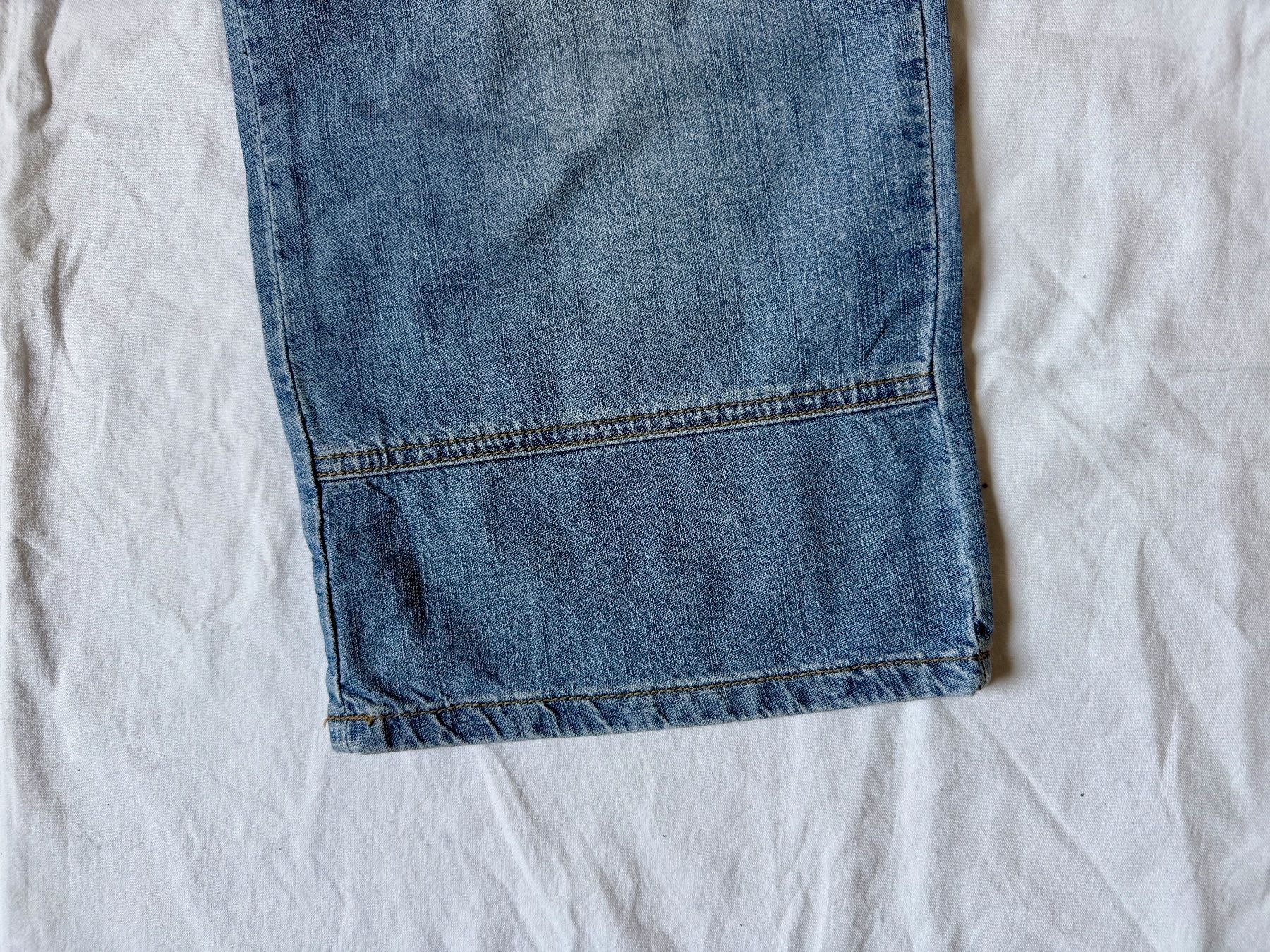 Jeans: Street One Jeans 7/8, hellblau, Gr. 34 – Usato da Basel venduto da Solaia28 2