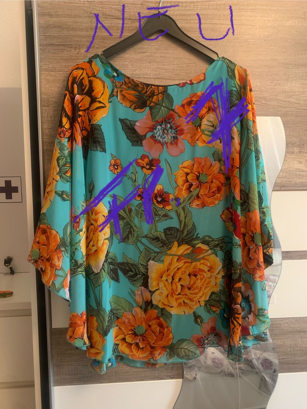 Lots de vêtements: Damenoberbekleidung – D'occasion à Niederwil AG par jov_n85j 9
