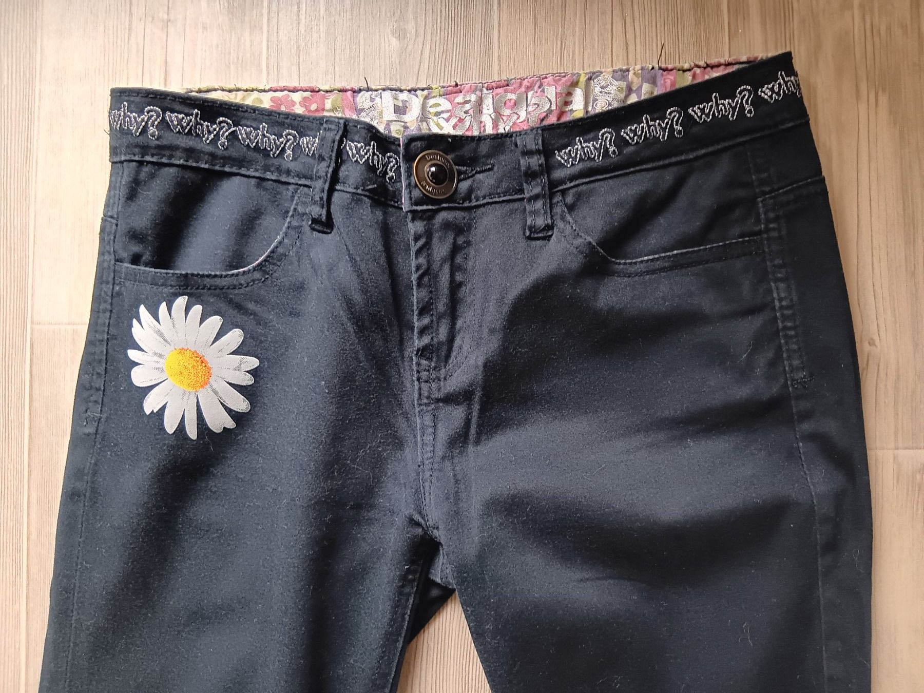 Desigual Jeans: DESIGUAL Jeans taille / Grosse 26 – D'occasion à Cossonay-ville par Super-Price-Quality 1