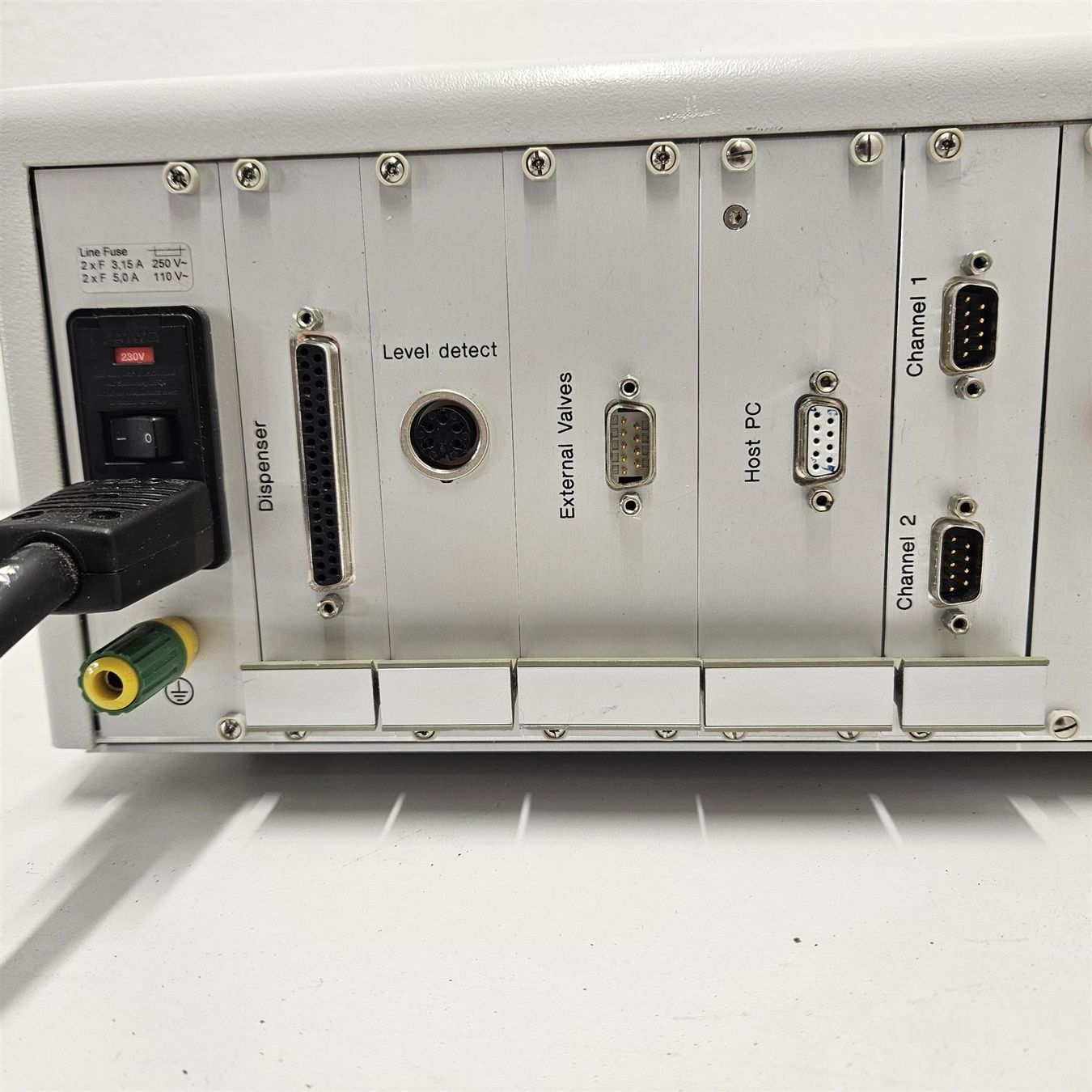 Sistema di controllo: Seyonic Pressure Controller – Usato da Niederdorf venduto da LeptonAG_Labor 7