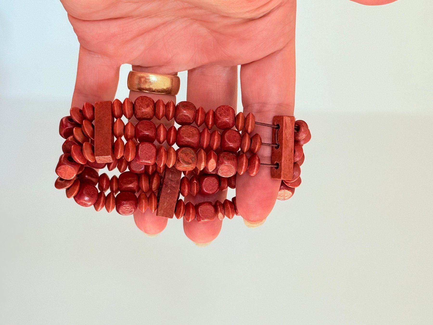 Bracciali & Braccialetti: Bracelet bohème en bois rouge – Nuovo e nell'imballaggio originale da Genève venduto da AWWA 3