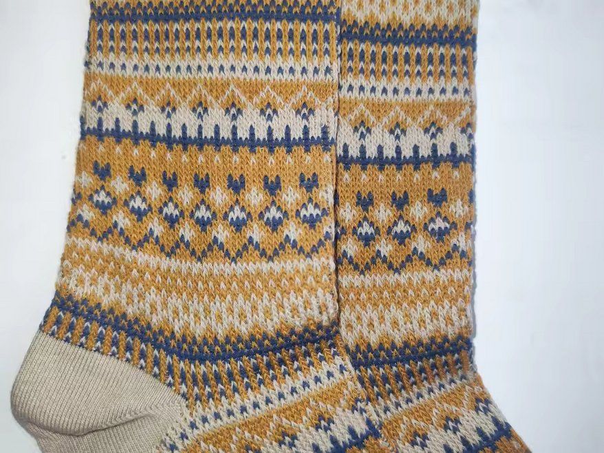 Socken: 5x Paar hohe Socken Retro Harajuku Stil - chaussettes hautes – Neu und originalverpackt aus Bussigny von NATURALO 2